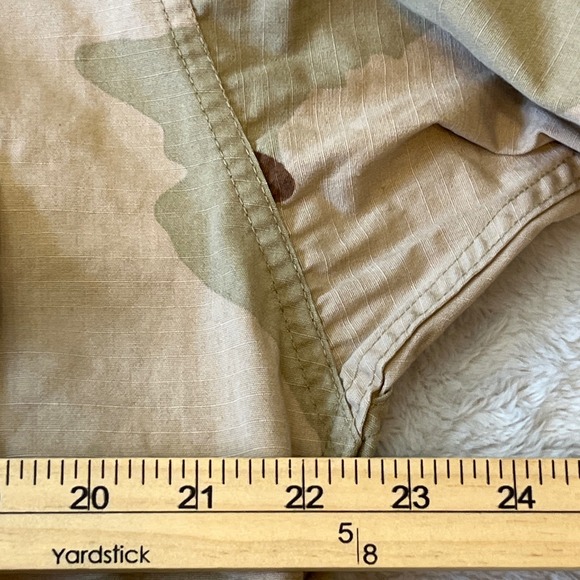 US Army Desert Camo Combat Coat Jacket Medium Regular Military Uniform - Picture 4 of 9
